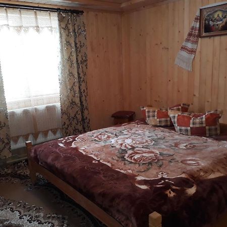 Яблуневий Сад Yablunytsya Eksteriør billede
